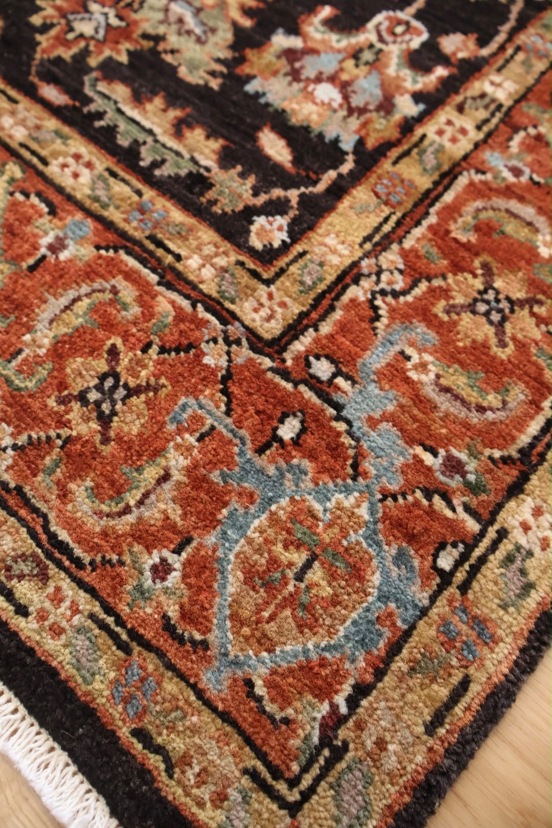 Kashi Hand Knotted Indian Wool Rug 176 x 125cm 13598