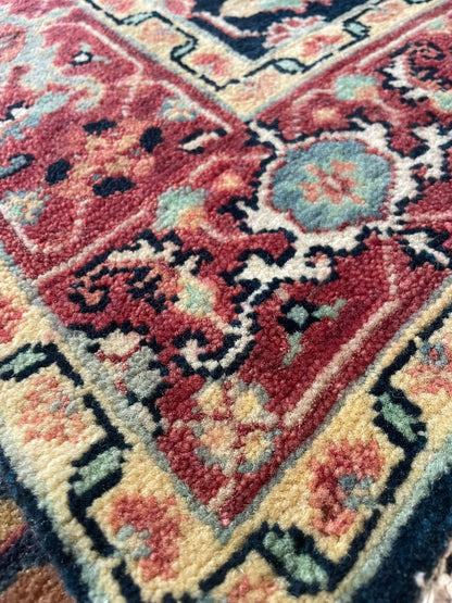 Traditional Hand-Knotted Indian Wool Rug 1685 182 x 126cm