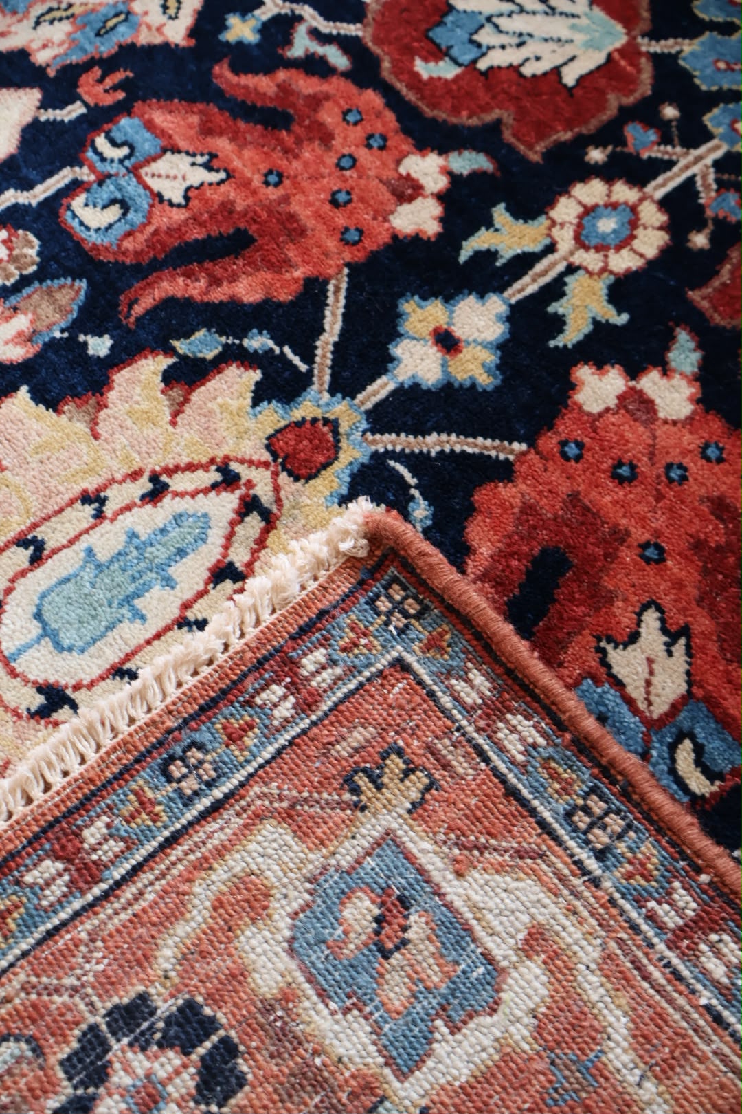 Traditional Hand-Knotted Indian Wool Rug 22 AA 178 x 124cm