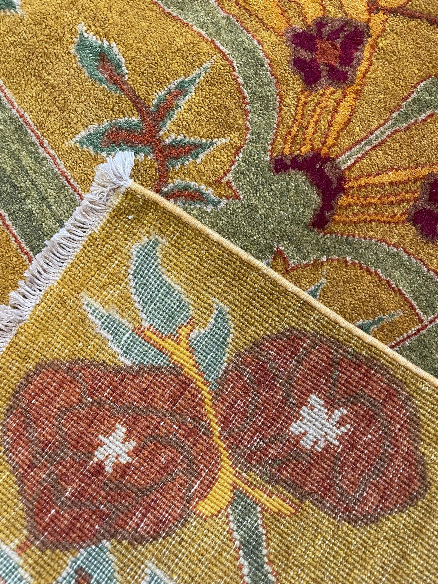 Lahore Pasham Hand-Knotted Pakistani Wool Rug 6175 256 x 169cm