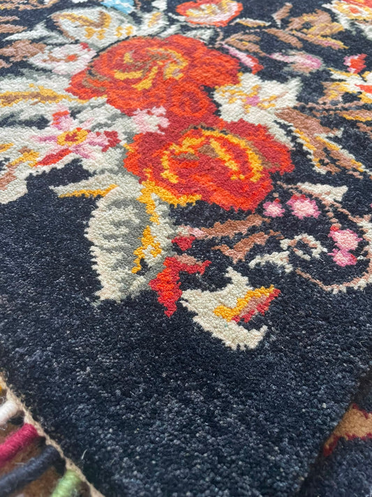 Lahore Safina Hand-Knotted Pakistani Wool Rug 6176 183 x 126cm