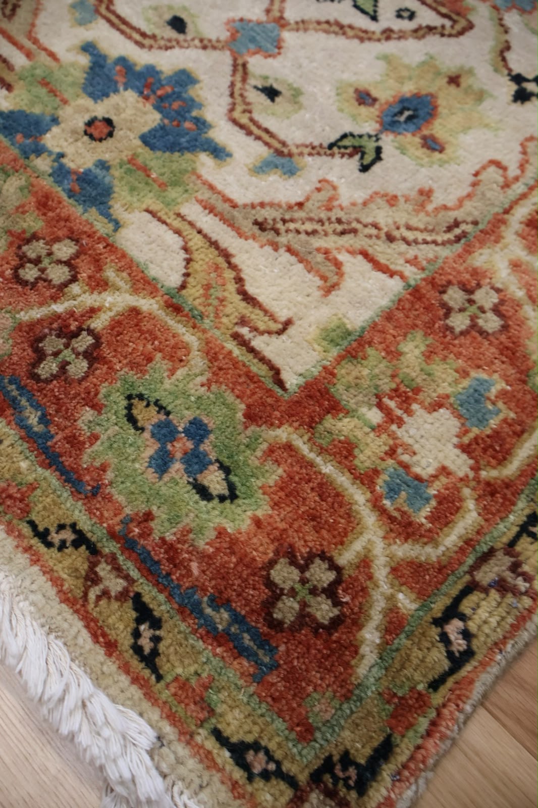 Persian Design Hand-Knotted Indian Wool Rug 5034 364 x 78cm
