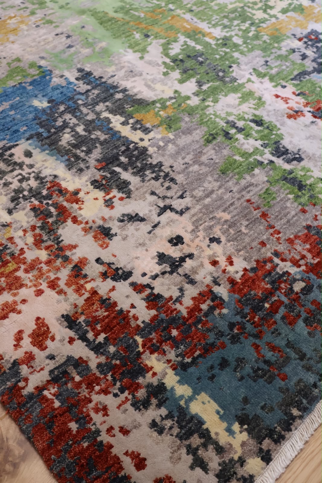 Lahore 6/0825 Hand-Knotted Pakistani Wool Rug 5736 274 x 182cm