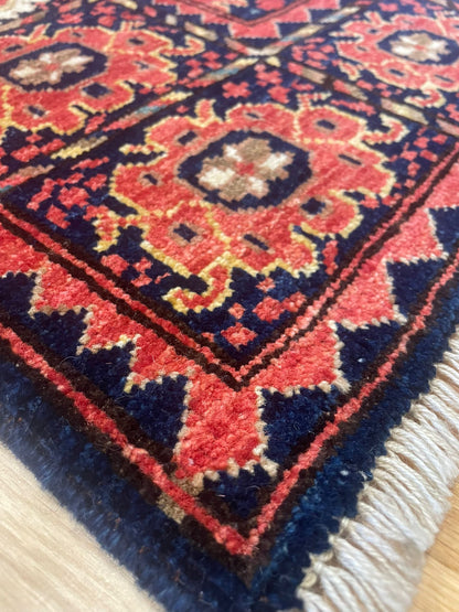 Turkmen 2 186 x 121cm image 3