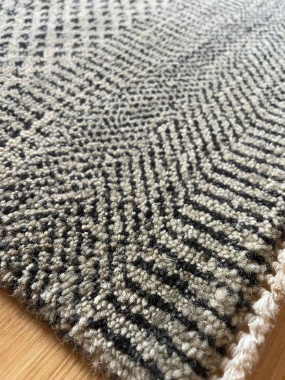 Illusion C-21 181 x 123cm image 3