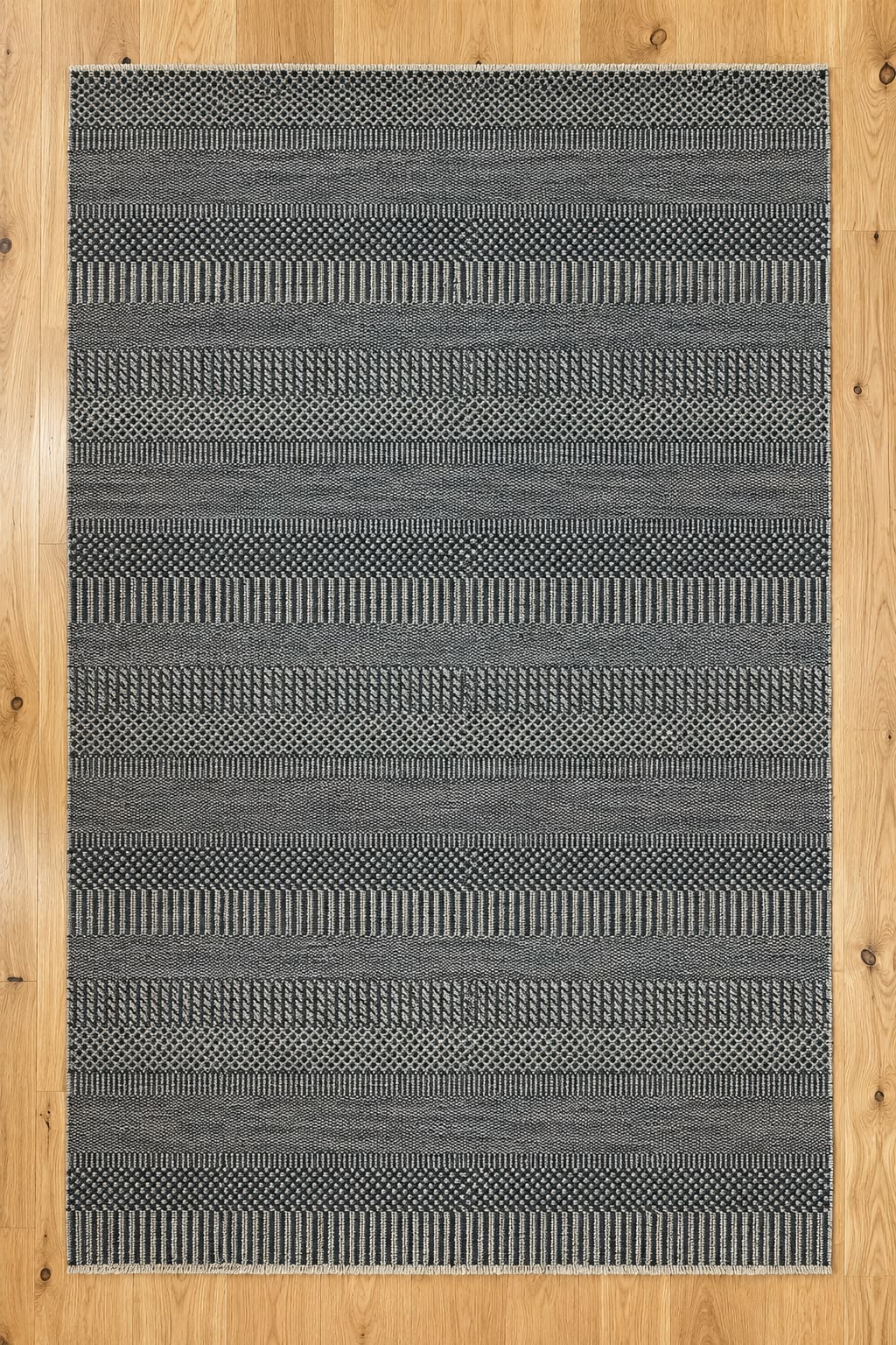 Illusion Hand-Knotted Indian Wool Rug C-21 181 x 123cm