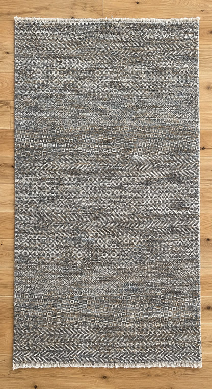 Michelle Hand-Knotted Indian Wool Rug 2291 153 x 91cm