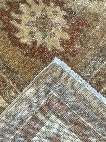Traditional 313 x 245cm image 1